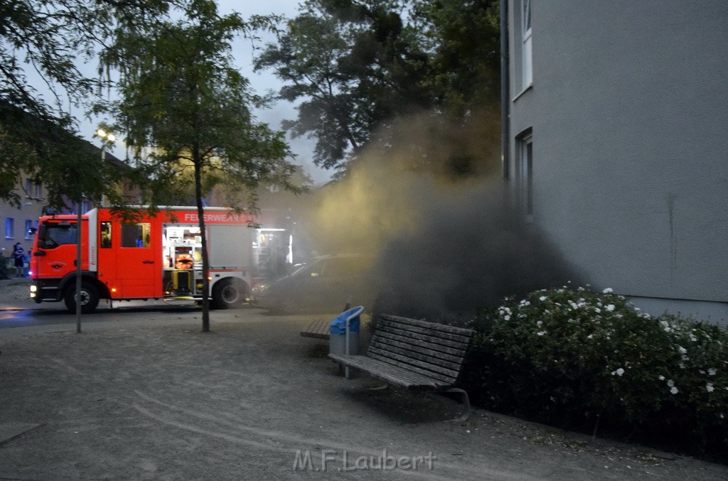 Feuer 2 Y Kellerbrand Koeln Ostheim Ruppinerstr P038.JPG - Miklos Laubert